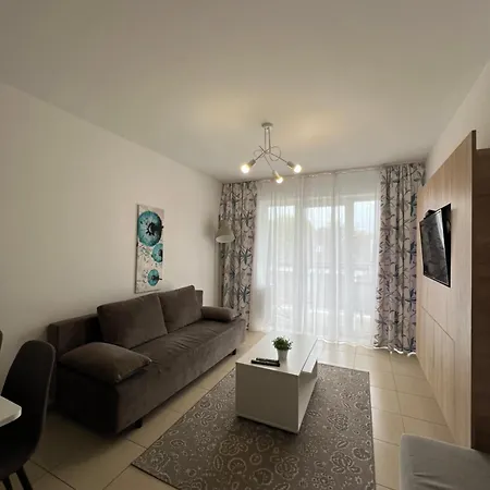 Sikorskiego 200 M Od Plazy Apartman