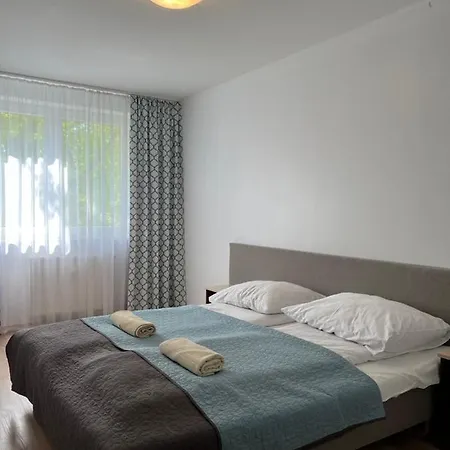 Apartment Sikorskiego 200 M Od Plazy